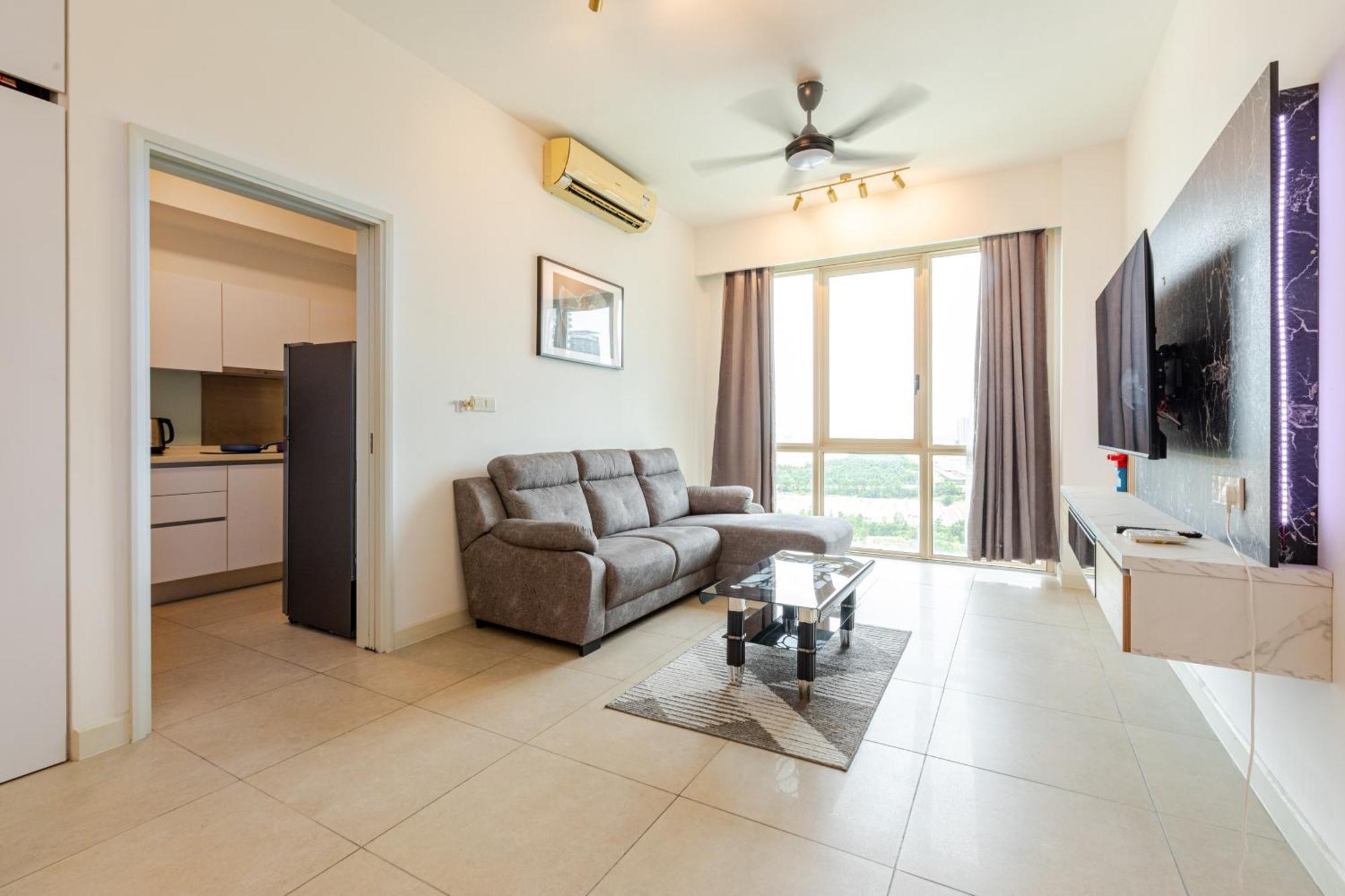 Hostahome Suites At Afiniti Residence Walk To Legoland Nusajaya  Exterior foto
