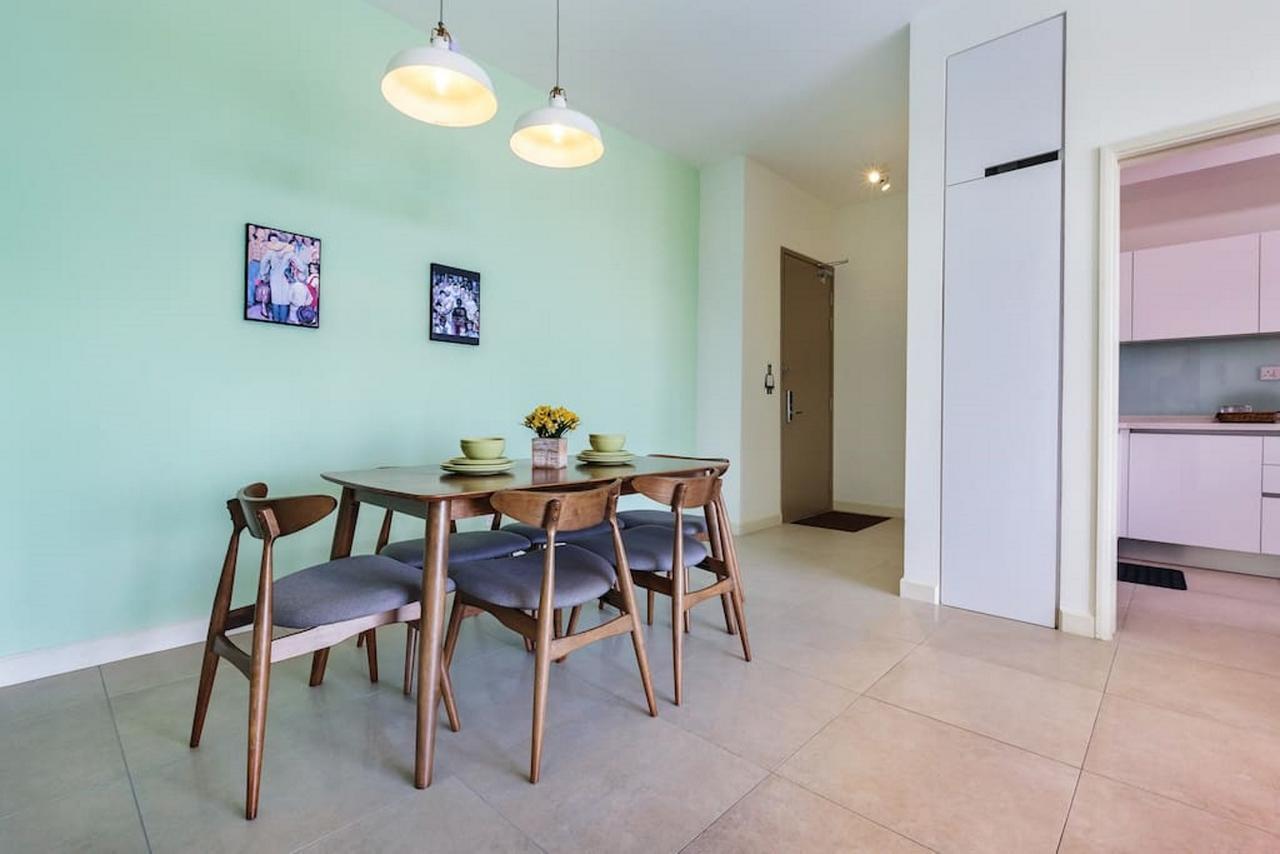 Hostahome Suites At Afiniti Residence Walk To Legoland Nusajaya  Exterior foto