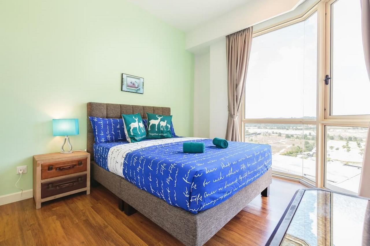 Hostahome Suites At Afiniti Residence Walk To Legoland Nusajaya  Exterior foto